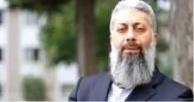Çocuk yaşta evliliği savunan Bedri Gencer'in dersleri başka bir öğretim görevlisine verildi