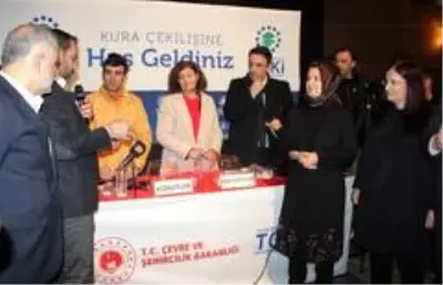 Evleri ağır hasarlı 129 depremzede aile ev sahibi oldu Evleri ağır hasarlı 129 depremzede aile ev sahibi oldu