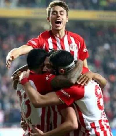 Futbol: Süper Lig Futbol: Süper Lig