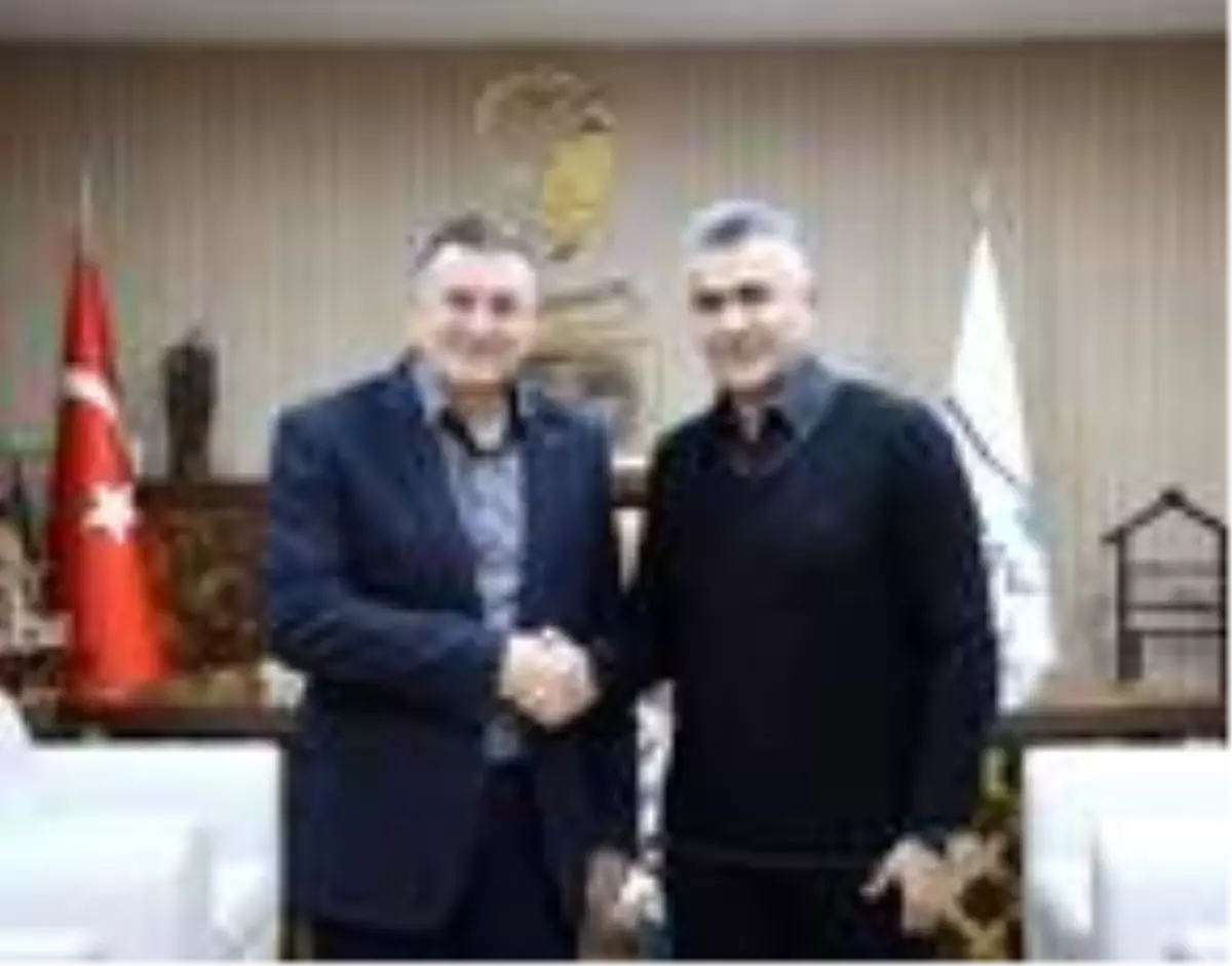 Hatayspor'da Mehmet Altıparmak dönemi başladı