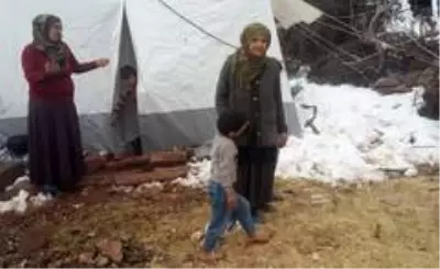 İş adamları deprem bölgesi Gerger'de incelemelerde bulundu