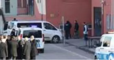 Okul müdürünü vuran güvenlik görevlisi hayatını kaybetti