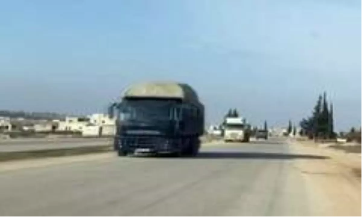 Rus askeri, Türk konvoyuna eşlik etti