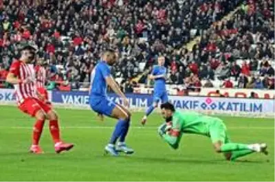 Süper Lig: Antalyaspor: 0 - Kasımpaşa: 0 (İlk yarı) Süper Lig: Antalyaspor: 0 - Kasımpaşa: 0 (İlk yarı)