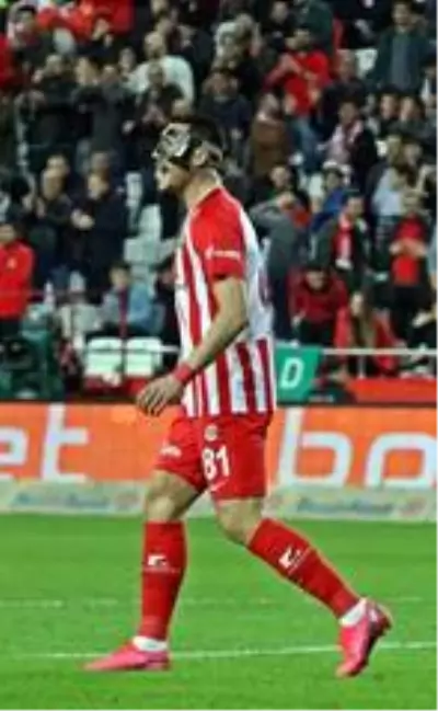 Süper Lig: Antalyaspor: 0 - Kasımpaşa: 0 (İlk yarı) Süper Lig: Antalyaspor: 0 - Kasımpaşa: 0 (İlk yarı)
