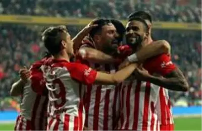 Süper Lig: Antalyaspor: 3 - Kasımpaşa: 1 (Maç sonucu) Süper Lig: Antalyaspor: 3 - Kasımpaşa: 1 (Maç sonucu)