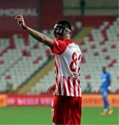 Süper Lig: Antalyaspor: 3 - Kasımpaşa: 1 (Maç sonucu) Süper Lig: Antalyaspor: 3 - Kasımpaşa: 1 (Maç sonucu)