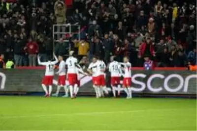 Süper Lig: Gaziantep FK: 2 - Çaykur Rizespor: 0 (Maç sonucu) Süper Lig: Gaziantep FK: 2 - Çaykur Rizespor: 0 (Maç sonucu)