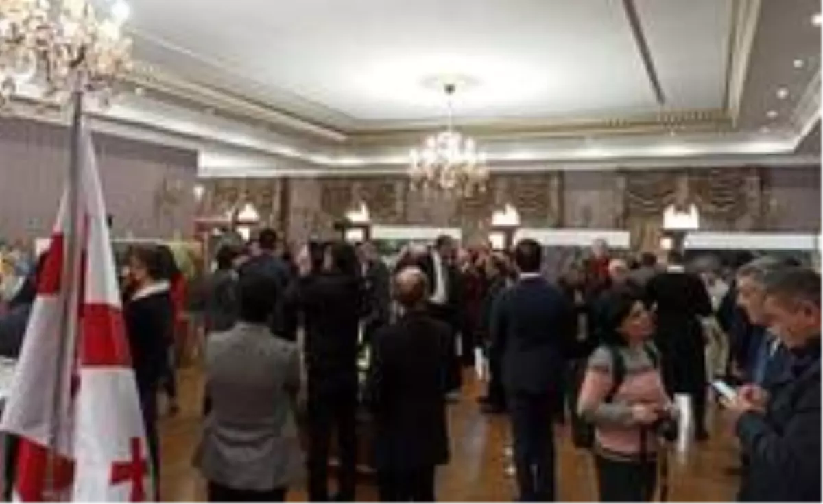 Gürcistan'da Hocalı Katliamı'nın 28'nci yıl dönümüne yönelik anma töreni