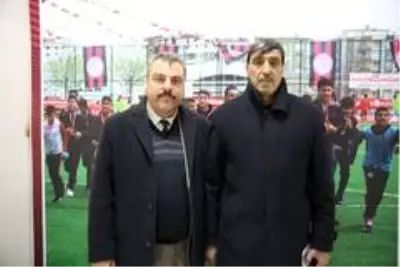 Karaköprüspor Başkanı Kayral açıklamalarda bulundu Karaköprüspor Başkanı Kayral açıklamalarda bulundu