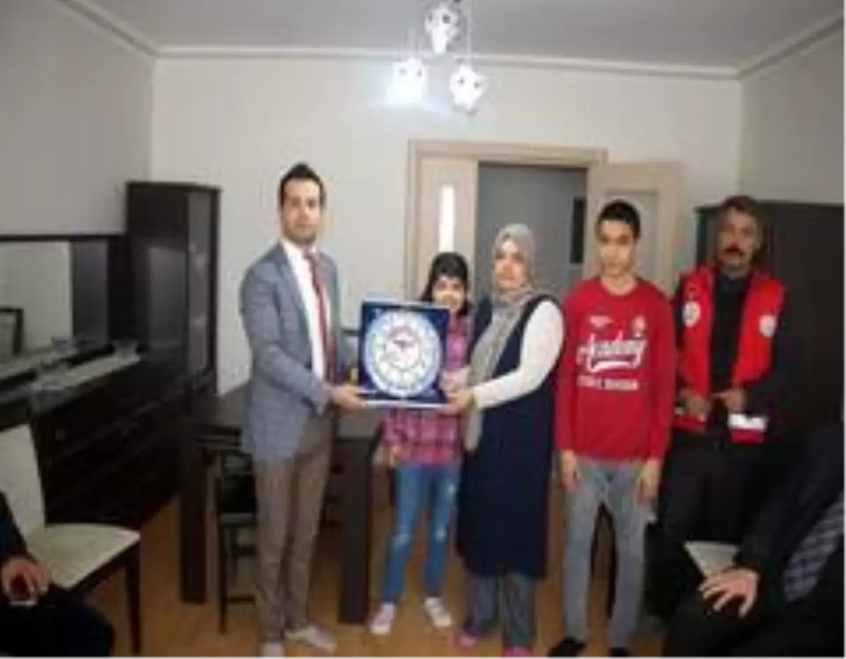 Kaymakamdan şehit annesine: 'Devletimizin kapısı daima sizlere açıktır'