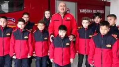 Kırıkkale'nin gönüllü genç 'zabıta ve itfaiyeleri' Kırıkkale'nin gönüllü genç 'zabıta ve itfaiyeleri'