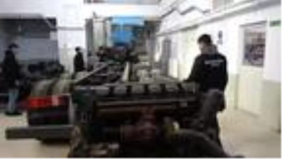 Meslek lisesi öğrencileri, TIR'da 'söküp, takmayı' öğrenecek