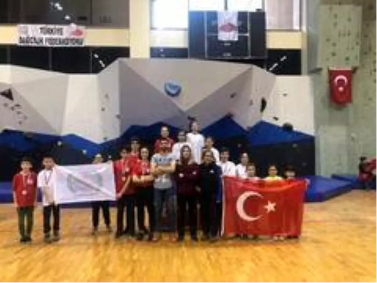 Nevşehirli sporcular Isparta'dan 10 madalya ile döndü