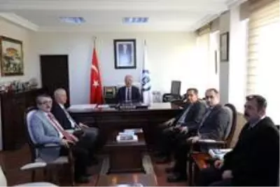 Rektör Uzun: Rektör Uzun: