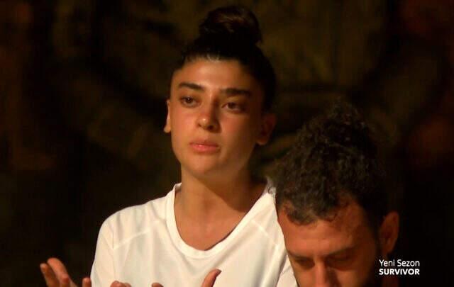 Survivor'da ödül oyununu kazanan takım günler sonra ilk kez yemek yedi