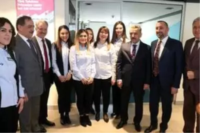 Türk Telekom'un yenilenen Atakum Müşteri Merkezi hizmete girdi Türk Telekom'un yenilenen Atakum Müşteri Merkezi hizmete girdi