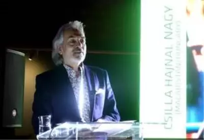 Uluslararası İstanbul Şiir ve Edebiyat Festivali başladı Uluslararası İstanbul Şiir ve Edebiyat Festivali başladı
