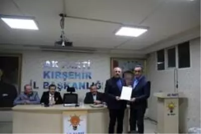 AK Parti'den, eski ilçe başkanlarına teşekkür plaketi AK Parti'den, eski ilçe başkanlarına teşekkür plaketi