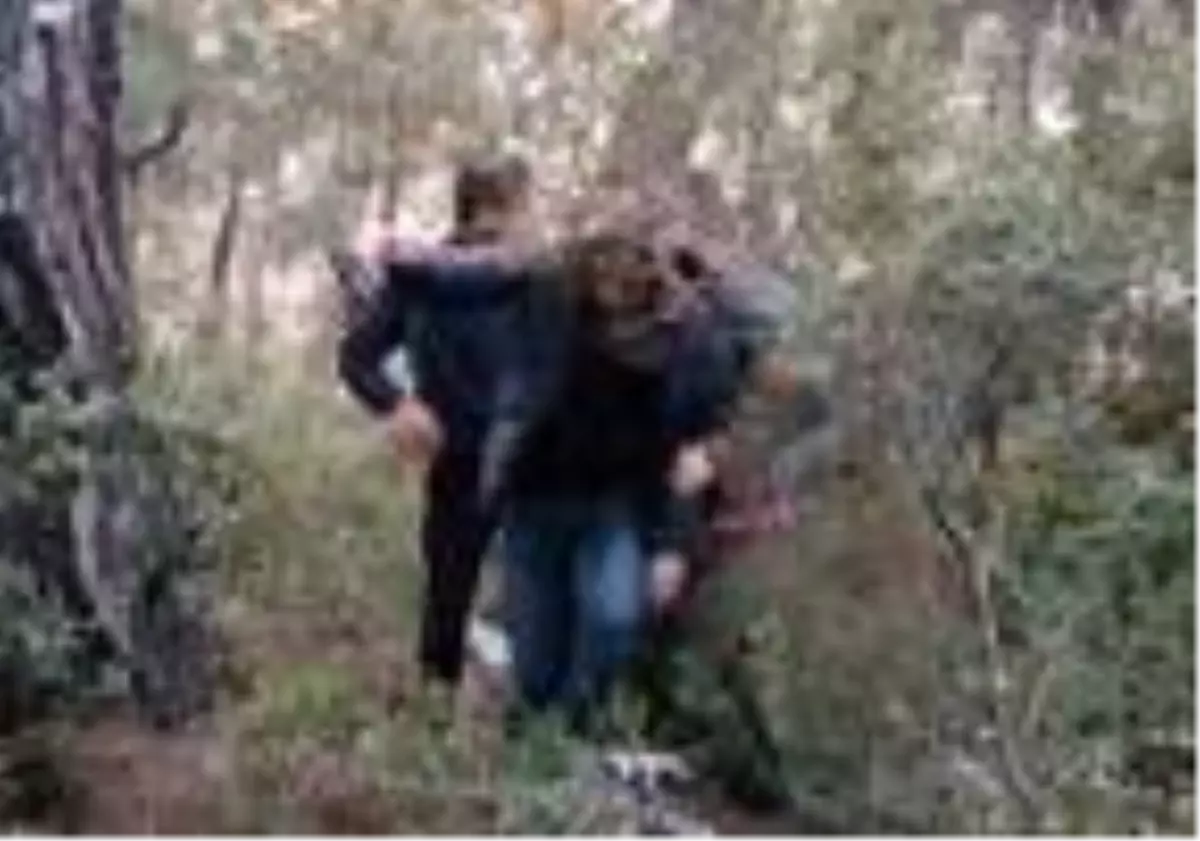 Antalya'da, çakmak gazı koklayan çocuklar baygın bulundu