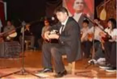 Müzik öğretmeni kendisine ait atölyede başından vurulmuş halde bulundu Müzik öğretmeni kendisine ait atölyede başından vurulmuş halde bulundu