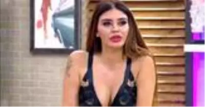 Ebru Polat, 'Parası için o adamla birliktesin' yoruma ateş püskürdü Ebru Polat, 'Parası için o adamla birliktesin' yoruma ateş püskürdü