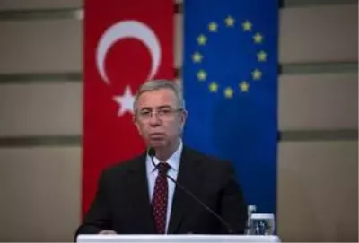 Kamu Görevlileri Etik Kurulu Başkanı Köksal Toptan'dan 'tarafsızlık' vurgusu Kamu Görevlileri Etik Kurulu Başkanı Köksal Toptan'dan 'tarafsızlık' vurgusu
