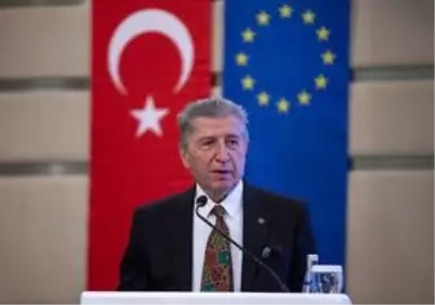 Kamu Görevlileri Etik Kurulu Başkanı Köksal Toptan'dan 'tarafsızlık' vurgusu Kamu Görevlileri Etik Kurulu Başkanı Köksal Toptan'dan 'tarafsızlık' vurgusu