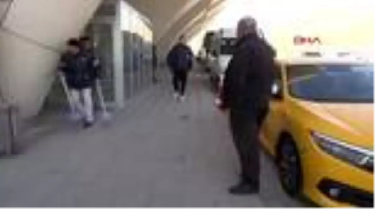 Kırşehir kaçak göçmen taşıyan taksi şoförüne 6 bin 936 tl para cezası