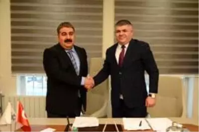 Palandöken Belediyesinde sözleşme sevinci Palandöken Belediyesinde sözleşme sevinci