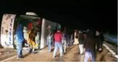 Son dakika: Kayseri'de yolcu otobüsü devrildi: 14 yaralı