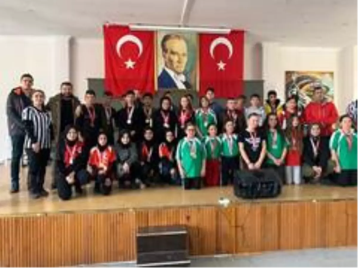 Bilek Güreşi Grup Müsabakalar Isparta'da