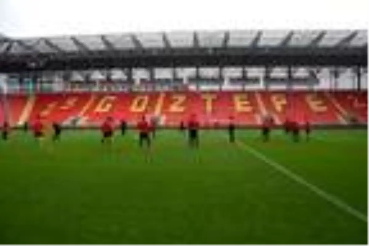 Göztepe Teknik Direktörü Palut: Biz üst sıralara tutunacağız