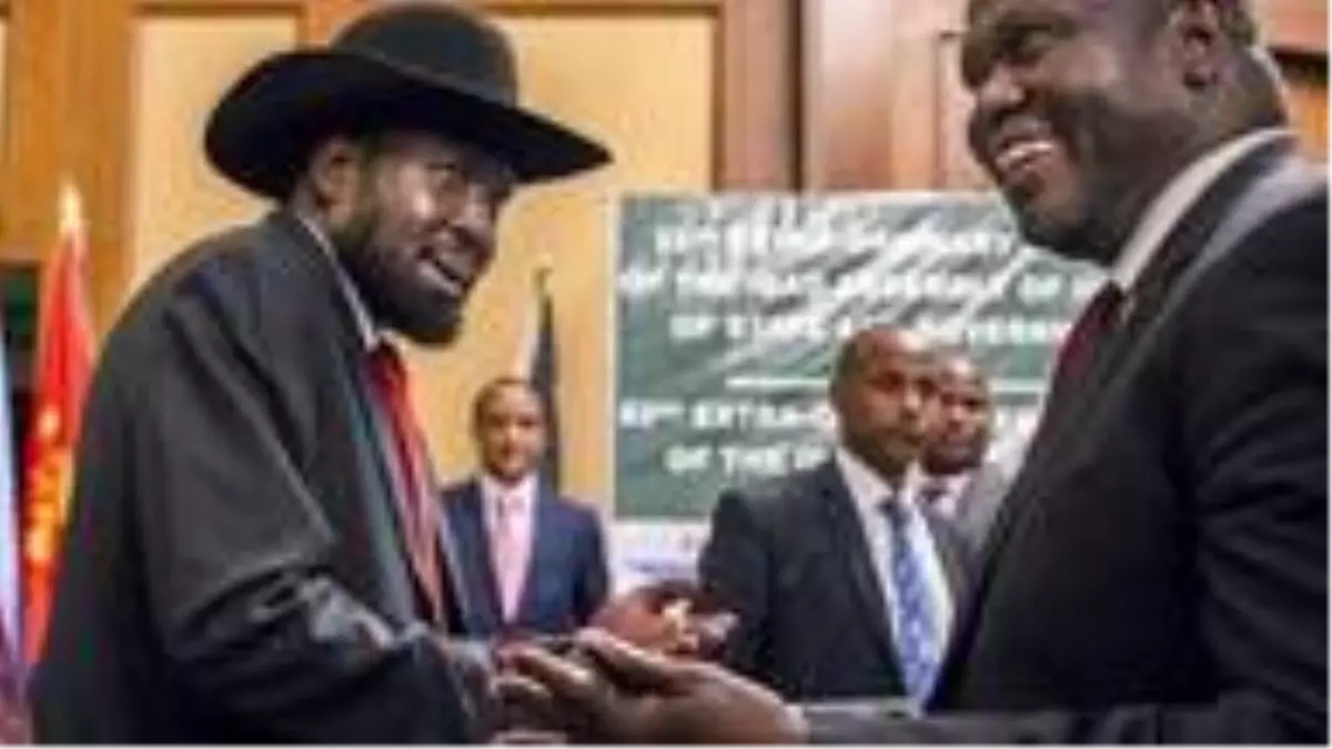 Güney Sudan'da Devlet Başkanı Kiir muhaliflerle anlaştı, 6 yıl süren iç savaş sona erdi