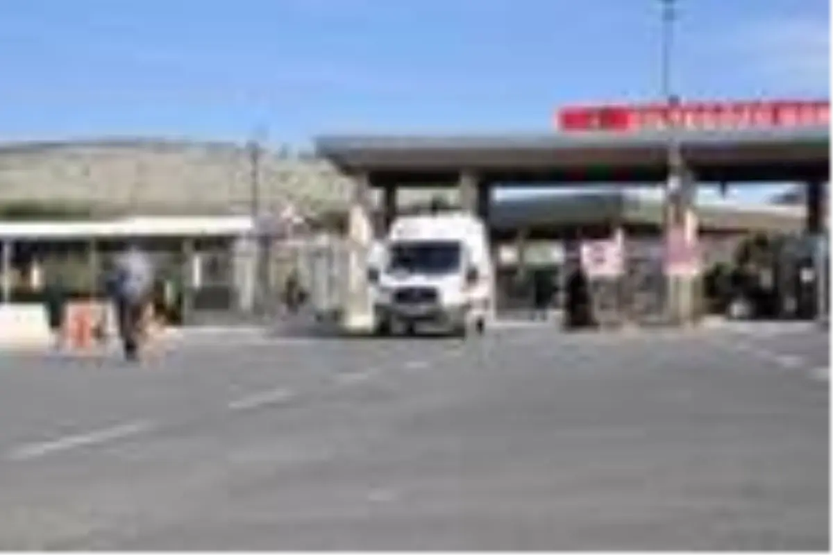 İdlib'de yaralanan askerler, Hatay'a getirildi
