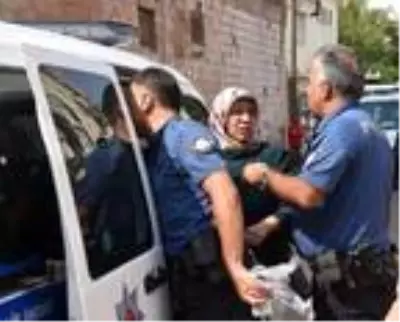 Ölümle tehdit eden babasını öldüren çocuğa tahliye Ölümle tehdit eden babasını öldüren çocuğa tahliye