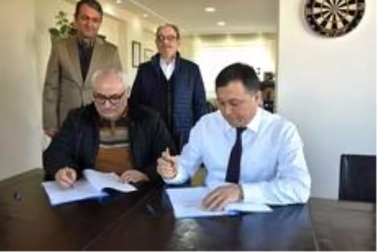 Türk Kızılay Isparta Şubesi ile Gençlikspor'dan işbirliği protokolü