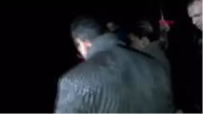 Uşak'ta bulunan Bahadır Barajı'nda çatlaklar oluştu, patlama ihtimaline karşı 4 okul tatil edildi Uşak'ta bulunan Bahadır Barajı'nda çatlaklar oluştu, patlama ihtimaline karşı 4 okul tatil edildi