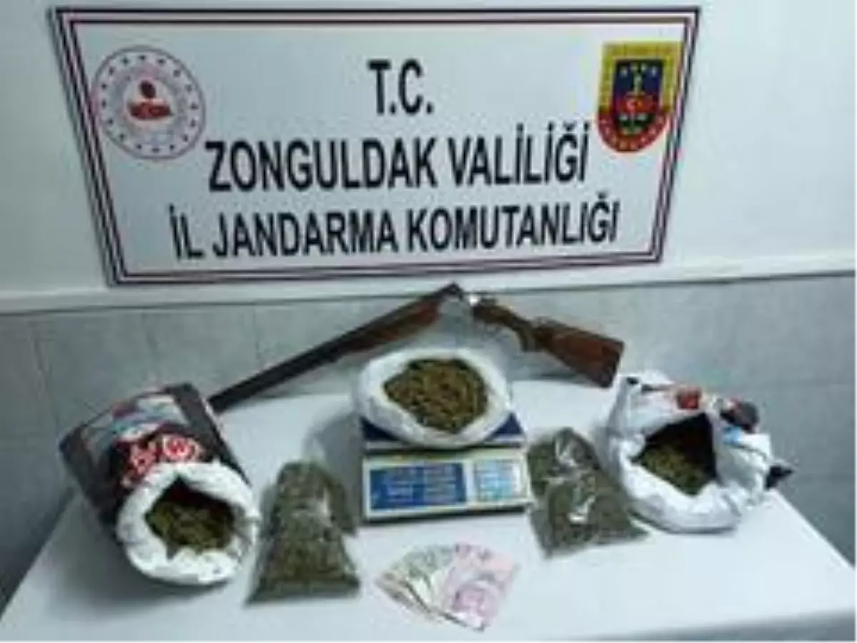 Zonguldak'ta 5 kilo kubar esrarla yakalanan 2 kişi tutuklandı