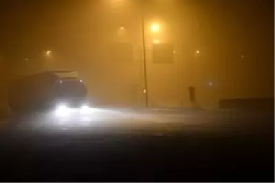 Ağrı'da yoğun sis ulaşımda aksamalara neden oldu