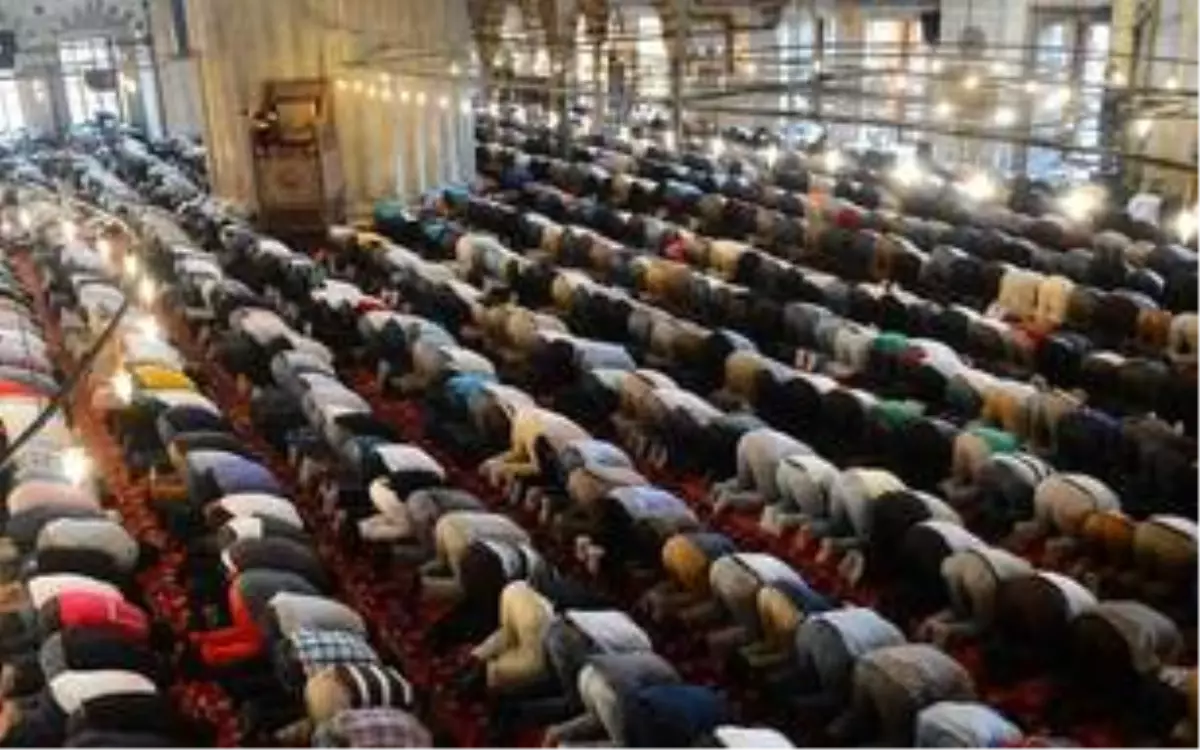 Ankara Cuma namazı kaçta? Diyanete göre 21 Şubat Ankara Cuma namazı saati - ezan vakti