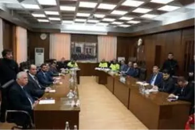 Aydın'da trafik güvenliği masaya yatırıldı Aydın'da trafik güvenliği masaya yatırıldı