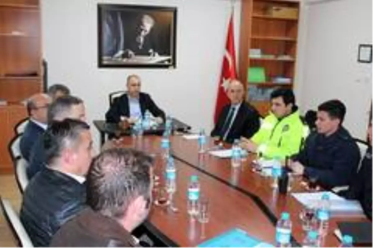 Devrek'te otobüs kazalarını önleme toplantısı