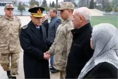Jandarma Genel Komutanı Çetin: '144 terörist etkisiz hale getirildi' Jandarma Genel Komutanı Çetin: '144 terörist etkisiz hale getirildi'