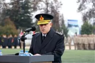 Jandarma Genel Komutanı Çetin: '144 terörist etkisiz hale getirildi' Jandarma Genel Komutanı Çetin: '144 terörist etkisiz hale getirildi'
