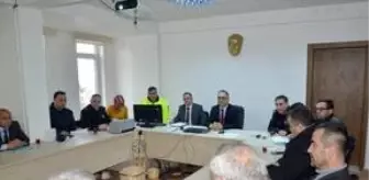 Osman Aslan Canbaba: Karamürsel'de otobüs kazalarının önlenmesine yönelik toplantı yapıldı Osman Aslan Canbaba: Karamürsel'de otobüs kazalarının önlenmesine yönelik toplantı yapıldı