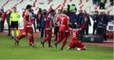 Mert Hakan, olay olan gol sevinci sonrası özür diledi