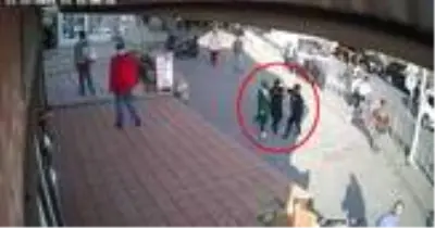 Son dakika: Karaköy'de başörtülü genç kızlara saldıran Semahat Yolcu'ya hapis cezası