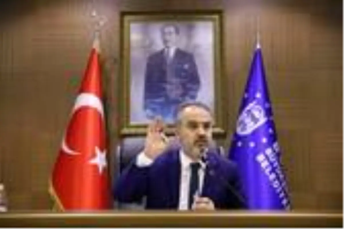 “Yeni Çelikpalas, yıkılmalı”