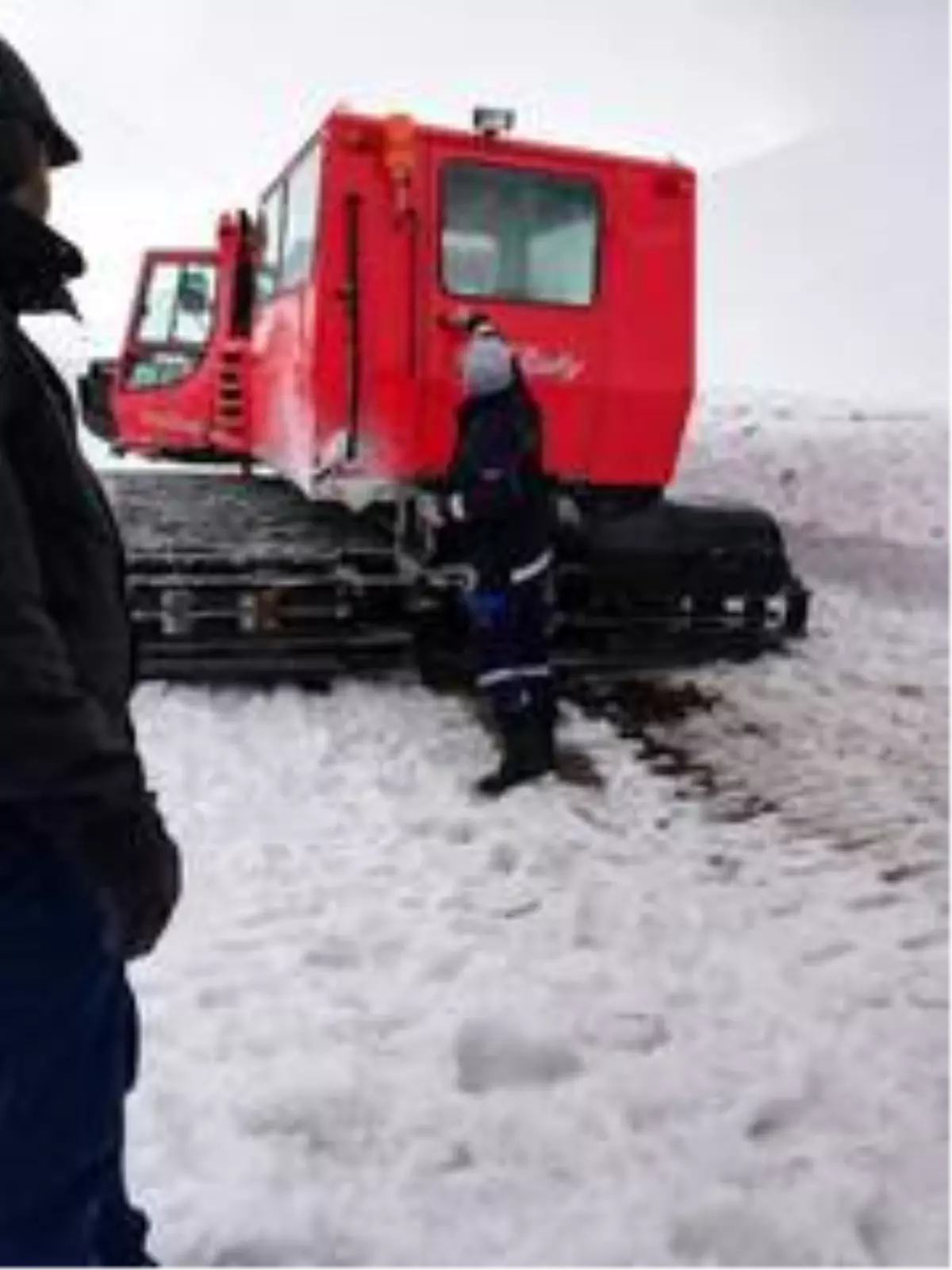 2 bin rakımlı Kuzey Irak sınırında hat onarımı